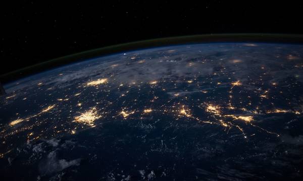 Ώρα της Γης 2022: Σβήνουμε τα φώτα για τον πλανήτη