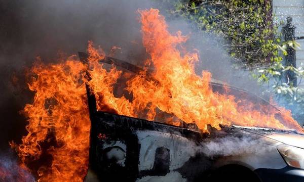 Μυστράς: Καίγεται αυτοκίνητο στη Μαρμάρα…