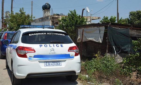 Σοκ στο Άργος: Πατέρας και γιος βρέθηκαν νεκροί μέσα σε κοντέινερ