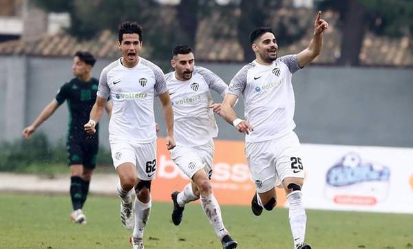Καλαμάτα - ΟΦ Ιεράπετρας 4-0: Η «Μαύρη Θύελλα» επέστρεψε στις νίκες με «τεσσάρα»