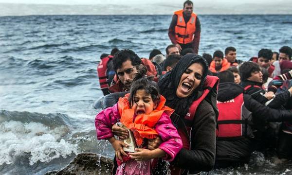 Tραγικό σονέτο! 90 πρόσφυγες, τα 40 παιδιά, στις ακτές των Κυθήρων - Συνελήφθησαν 4 διακινητές!