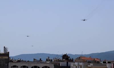Τρία στρατιωτικά αεροπλάνα σε χαμηλή πτήση πάνω από την Σπάρτη! (video)