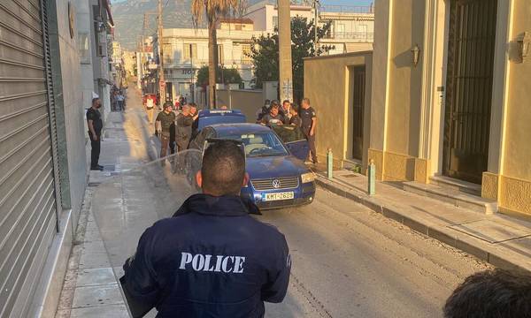 Καλαμάτα: Αφέθηκε ελεύθερος με περιοριστικούς όρους ο 36χρονος που εισέβαλε στην Τράπεζα της Ελλάδος