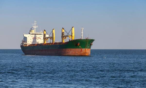 Λακωνικός Κόλπος SOS: Μεταγγίσεις πετρελαιοειδών από δεξαμενόπλοια – Εθελοτυφλεί το Υπουργείο!