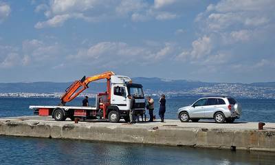 Τραγωδία στην Θεσσαλονίκη: Δύο νεκροί από πτώση αυτοκινήτου στη θάλασσα