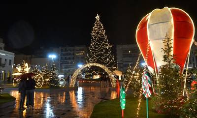 Η Πάτρα γιορτάζει: «Χριστούγεννα είναι…» - Με δεκάδες εκδηλώσεις (photos)