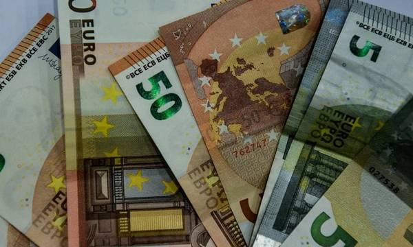 «Επιταγή ακρίβειας» 250 ευρώ: Ανοίγει η πλατφόρμα για μακροχρόνια ανέργους