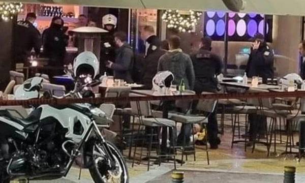 Πυροβολισμοί σε καφετέρια στη Νέα Σμύρνη: Ένας νεκρός, δύο τραυματίες