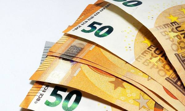 ΔΥΠΑ: Παραμένει ανοικτή η πλατφόρμα για την «επιταγή ακρίβειας» 250 €
