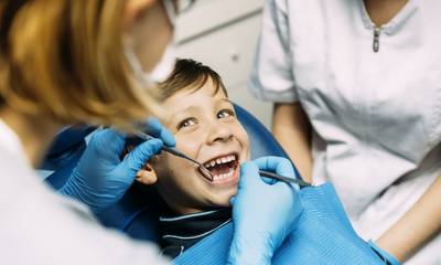 Dentist pass: Δωρεάν οδοντιατρικές εξετάσεις για παιδιά 6-12 ετών