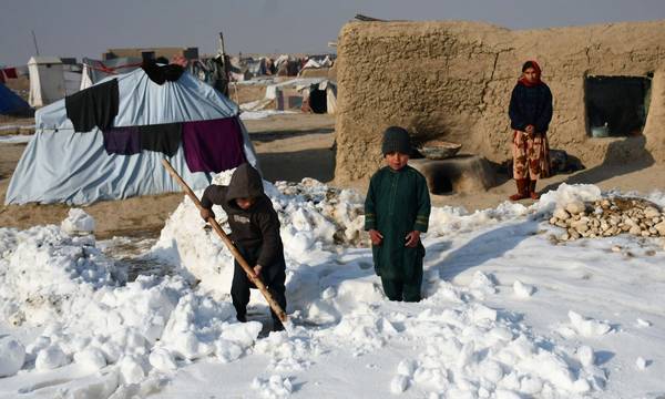 Αφγανιστάν: Τουλάχιστον 70 νεκροί καθώς κύμα πολικού ψύχους πλήττει τη χώρα