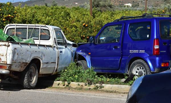 Αργολίδα: Σύγκρουση αυτοκινήτων με δύο τραυματίες στο δρόμο Λευκάκια - Δρεπάνου