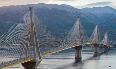 Γέφυρα Ρίου – Αντιρρίου: Μειώνεται κατά 10 ευρώ το μηνιαίο κόστος διέλευσης