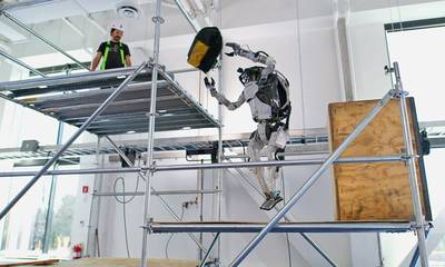 Το ρομπότ Atlas της Boston Dynamics είναι έτοιμο να δουλέψει στην οικοδομή