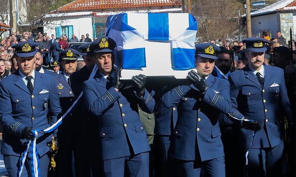 Στάθης Τσιτλακίδης: Θρήνος στην κηδεία του κυβερνήτη – «Ήσουν πάντα ένας ήρωας»