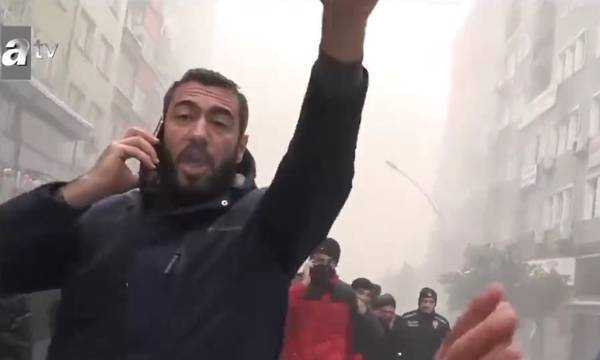 Συγκλονιστικά βίντεο: Πανικός και ουρλιαχτά σε live μετάδοση την ώρα του μετασεισμού στην Τουρκία