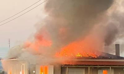 Πύργος: Στις φλόγες μονοκατοικία στο Καταράχι (photos - video)