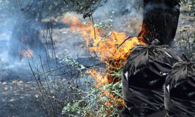 Απρόκλητη φωτιά σε απορρίμματα του δήμου Σπάρτης, οδήγησε στο αυτόφωρο εργάτη και αντιδήμαρχο
