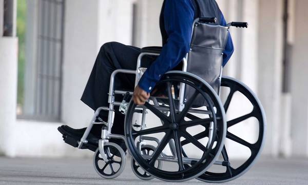 Ε.Σ.Α.μεΑ.: «Ο δικηγόρος Αλέξης Κούγιας να ζητήσει συγνώμη από όλα τα παιδιά με αναπηρία»