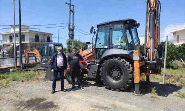 Δύο νέοι φορτωτές-εκσκαφείς, τύπου JCB, για τον Δήμο Ευρώτα