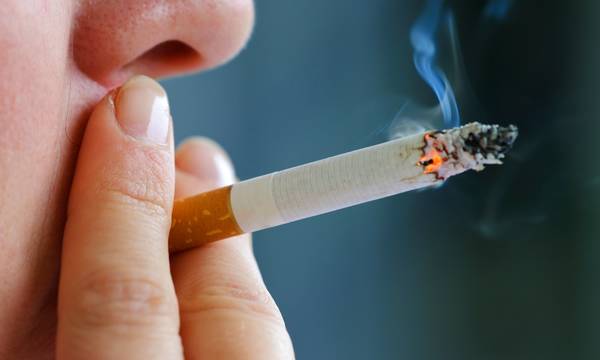 «Δηλητήριο σε κάθε ρουφηξιά» - Σε κάθε τσιγάρο στον Καναδά θα υπάρχει τυπωμένη προειδοποίηση