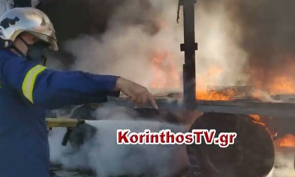 Πατρών - Κορίνθου: Νταλίκα τυλίχθηκε στις φλόγες (photos)