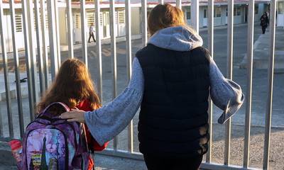 Αναστάτωση στην Πάτρα: Καταγγελία για απόπειρα απαγωγής μαθητών από άνδρες σε λευκό βαν