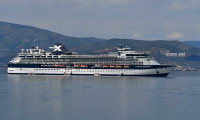 Tο τεράστιο κρουαζιερόπλοιο Celebrity Infinity στα νερά του Ναυπλίου (photos)