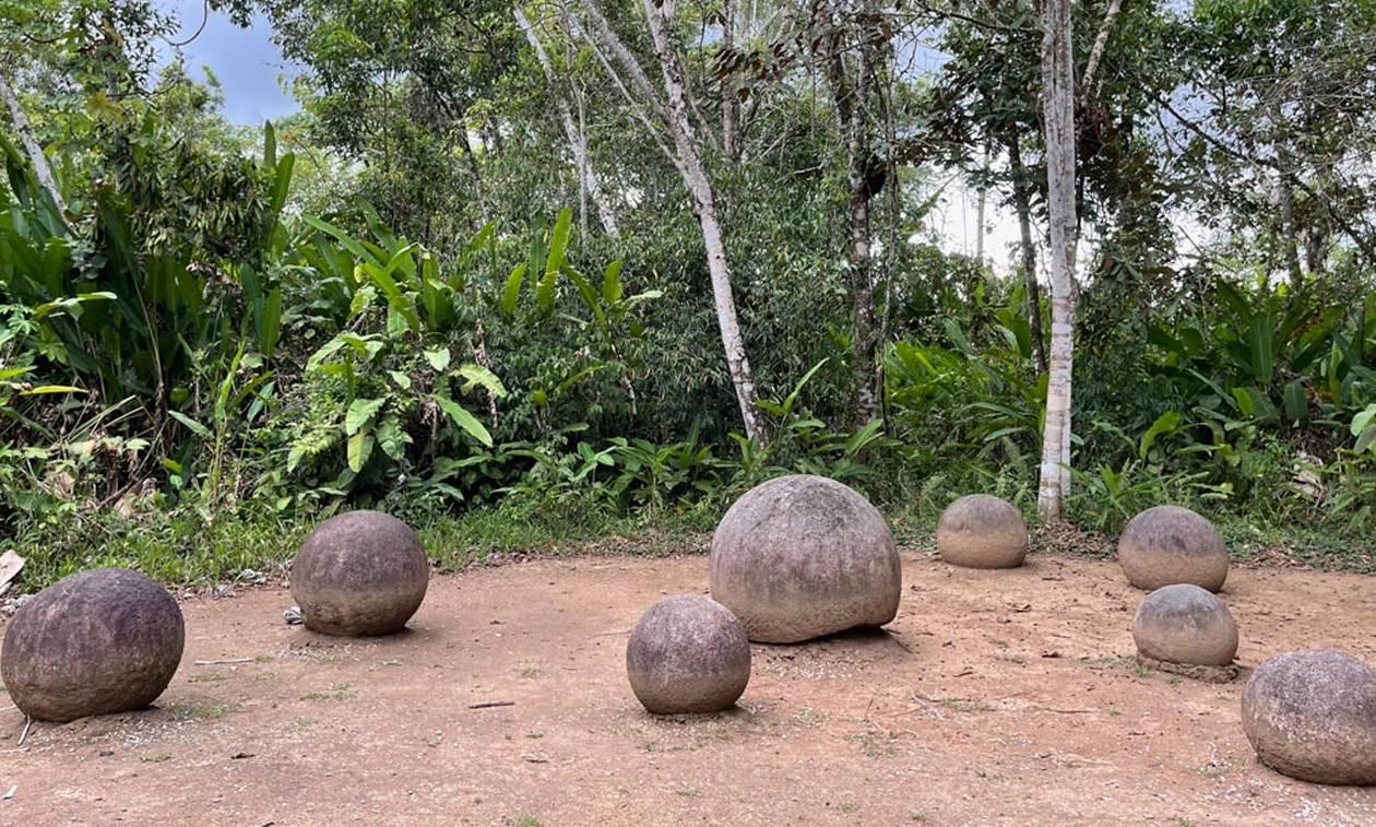 https://cdn.np-media.gr/media/news/2023/06/19/91182/photos/snapshot/Stone-Spheres-of-Costa-Rica-1.jpg
