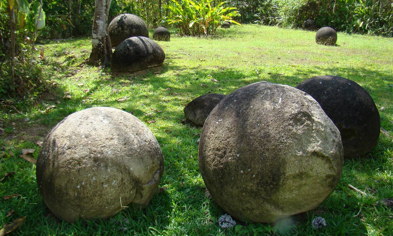 https://cdn.np-media.gr/media/news/2023/06/19/91182/photos/snapshot/Stone-Spheres-of-Costa-Rica.jpg