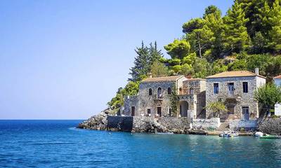 Κυπαρίσσι Λακωνίας … λέγε το απλώς επίγειο παράδεισο της Πελοποννήσου 
