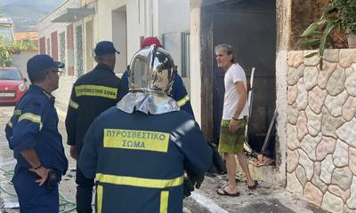 Καλαμάτα: Φωτιά σε μονοκατοικία στη Ράχη αναστάτωσε τους κατοίκους (photos)