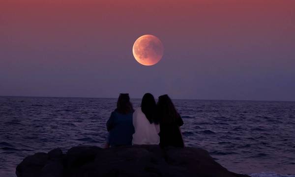 Πανσέληνος Ιουλίου 2023: Πότε θα δούμε στον ουρανό το «Φεγγάρι του Ελαφιού»