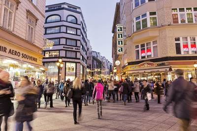 Περπατώντας στους δρόμους της Βουδαπέστης (video)