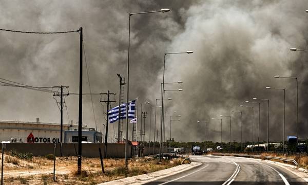 Φωτιά στο Λουτράκι: Διακοπή κυκλοφορίας στη νέα και παλαιά Εθνική Αθηνών – Κορίνθου