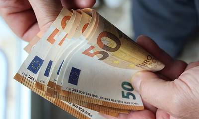 e-ΕΦΚΑ - ΔΥΠΑ : Ποιοι θα δουν χρήματα στον λογαριασμό τους έως τις 28 Ιουλίου