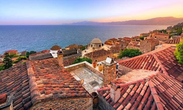 Πελοπόννησος: Πόσο πωλούνται οι εξοχικές κατοικίες- Αυξημένη ζήτηση από Ελληνες και ξένους επενδυτές