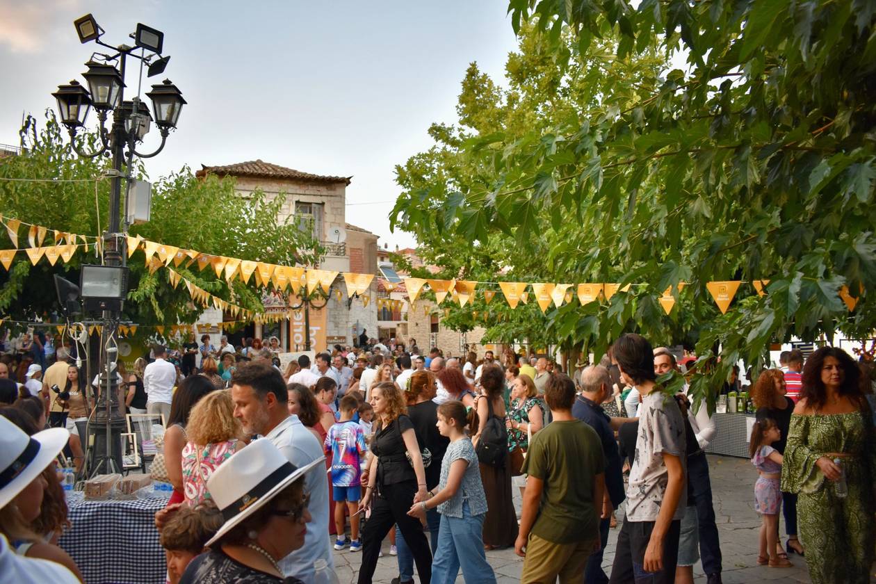 https://cdn.np-media.gr/media/news/2023/08/01/93281/photos/snapshot/Geraki_Food-Festival-7-scaled.jpg