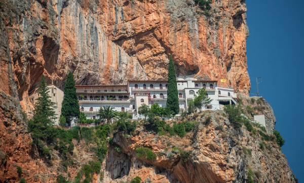 Παναγία Έλωνα: Tο μοναστήρι του Πάρνωνα με την πολύπαθη ιστορία