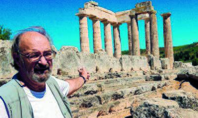 Προτομή του Στέφανου Μίλλερ στον αρχαιολογικό χώρο της Νεμέας