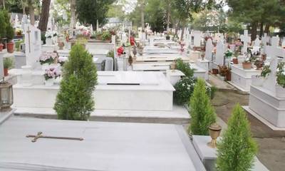 «Εφιάλτης» για γυναίκα στην Πάτρα: Ληστής απείλησε να τη σκοτώσει μέσα στο νεκροταφείο!