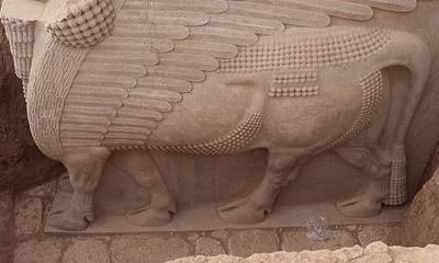 Ιράκ: Σημαντική αρχαιολογική ανακάλυψη αγάλματος 2.700 ετών
