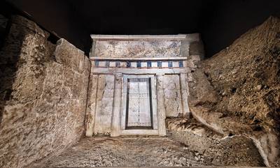 Σαν σήμερα η ανακάλυψη του τάφου του Φίλιππου Β' στη Βεργίνα