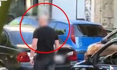 Βίντεο-ντοκουμέντο: Θερμόαιμος «μάγκας» σηκώνει χέρι σε γυναίκα οδηγό στη μέση του δρόμου