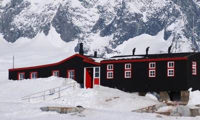 Ανταρκτική: Πώς είναι η ζωή στο νοτιότερο ταχυδρομείο του κόσμου - Χιόνι και πιγκουίνοι