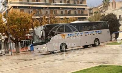 Τρίπολη: Λεωφορείο πέρασε μέσα από την πλατεία Αγίου Βασιλείου
