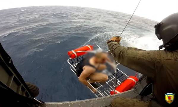 Ναυάγιο της Λέσβου: Βίντεο από τη διάσωση του Αιγύπτιου ναυτικού