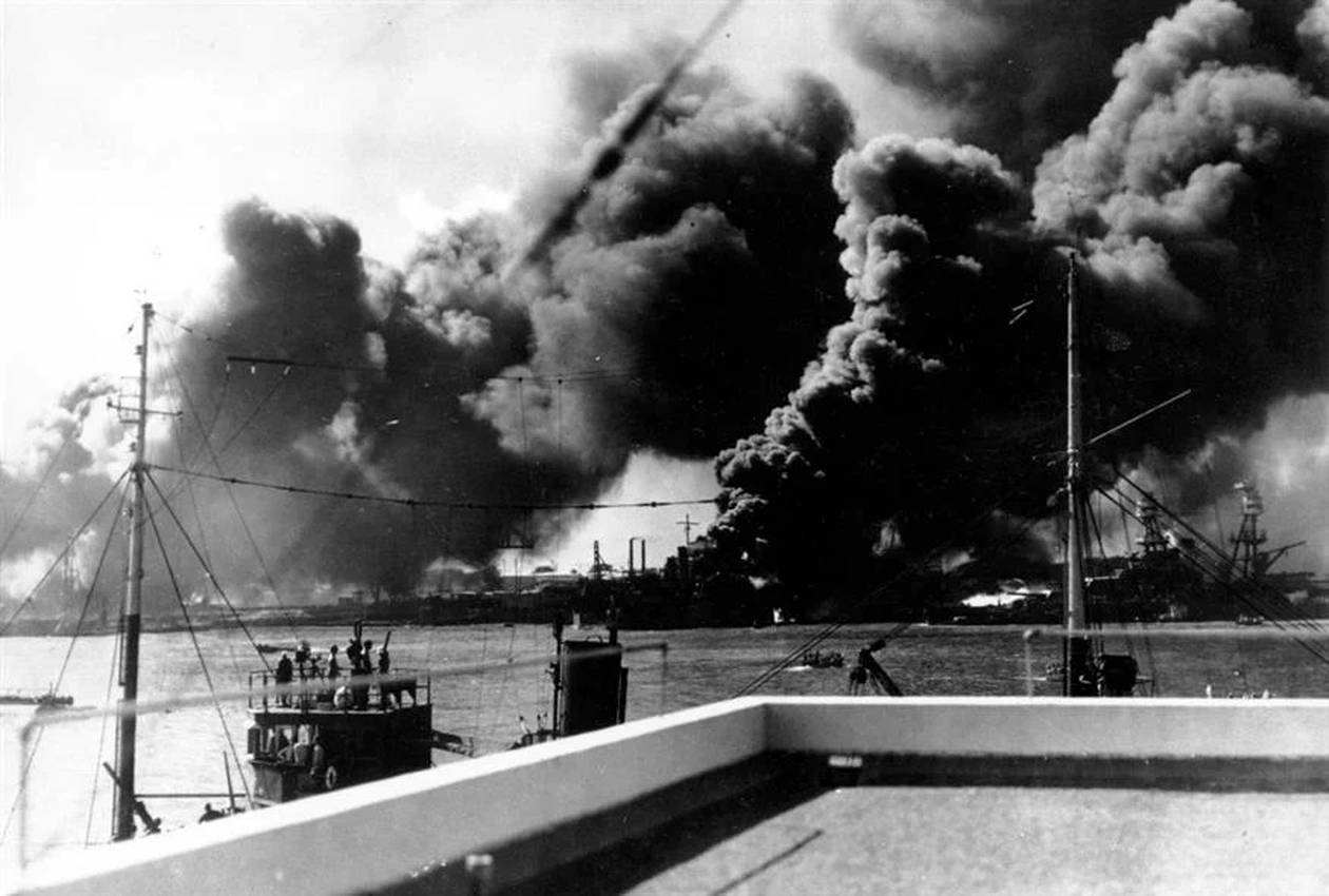 https://cdn.np-media.gr/media/news/2023/11/29/98662/photos/snapshot/Pearl_Harbor.jpg