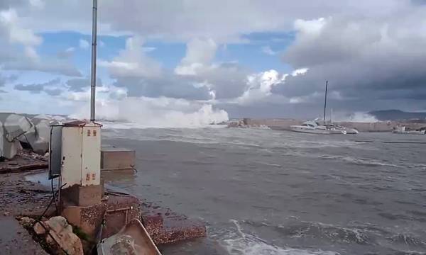 «Ασφαλισμένο» το λιμάνι της Μαραθούπολης - Αυτοψία για τις ζημιές από τον καιρό (video)