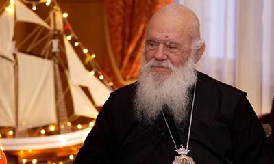 Αρχιεπίσκοπος Ιερώνυμος για ομόφυλα ζευγάρια: «Η τεκνοθεσία με ενοχλεί, όχι η συμβίωση»